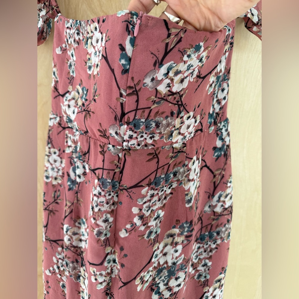 Missguided Floral Pink Dress with off the shoulder details: M - Picture 7 of 10